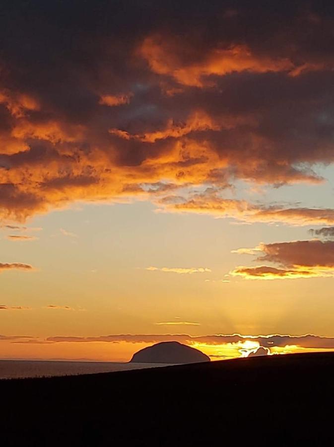 Luxury Caravan At Turnberry - Short Walk To Beach Girvan Exteriér fotografie